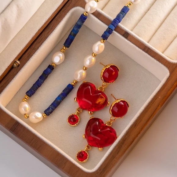 ◾️18k Gold Plated Red Heart Drop Earrings - Picture 5 of 7